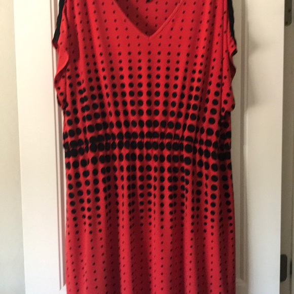 Dress - Picture 3 of 4